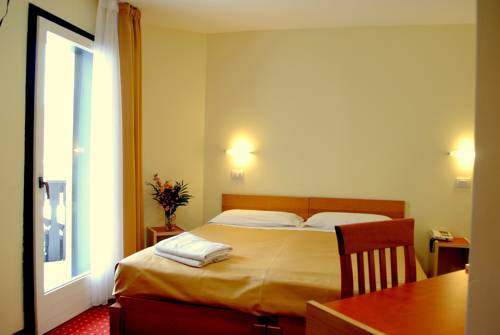 Imagen de la habitación del Hotel Dolomiti, Brentonico. Foto 2