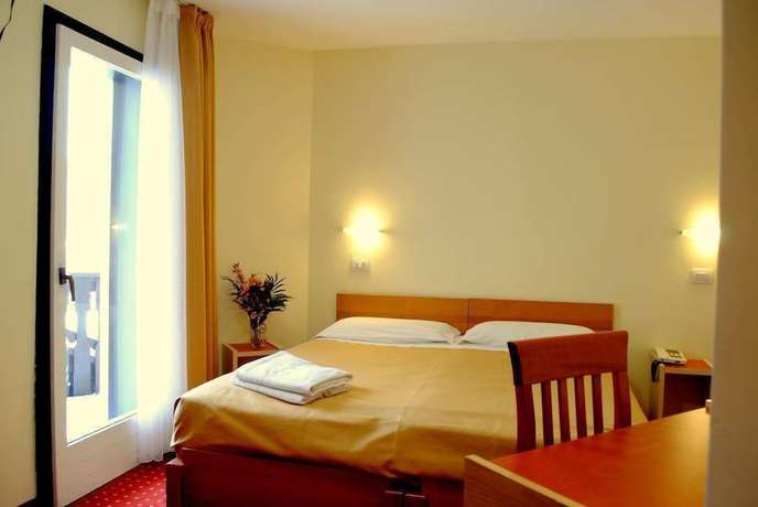Imagen de la habitación del Hotel Dolomiti, Brentonico. Foto 11