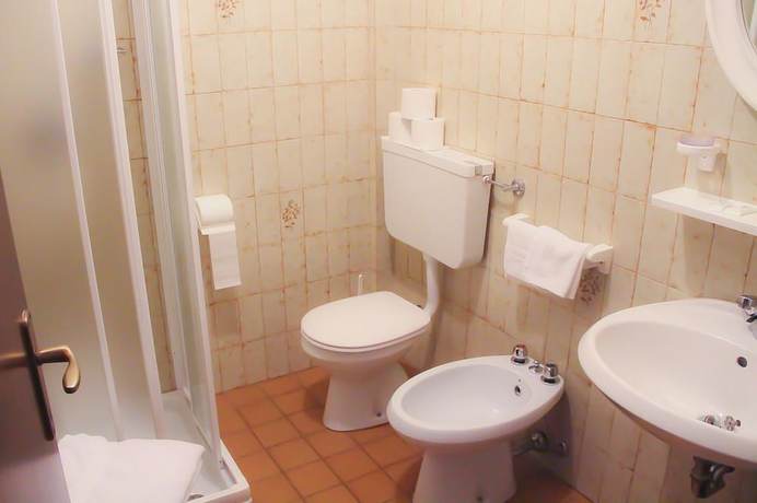 Imagen de la habitación del Hotel Dolomiti Levico. Foto 2