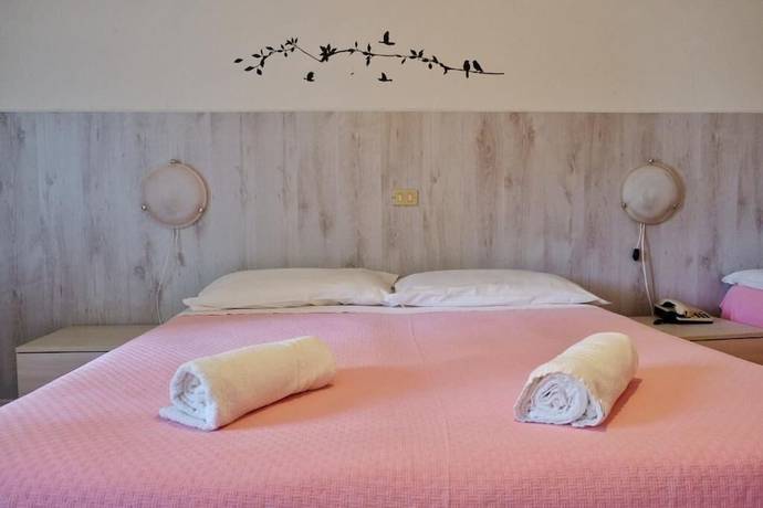 Imagen de la habitación del Hotel Dolomiti Levico. Foto 13