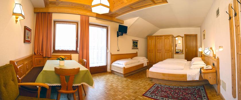 Imagen de la habitación del Hotel Dolomiti Madonna. Foto 6