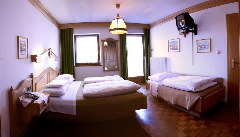 Imagen de la habitación del Hotel Dolomiti Madonna. Foto 12