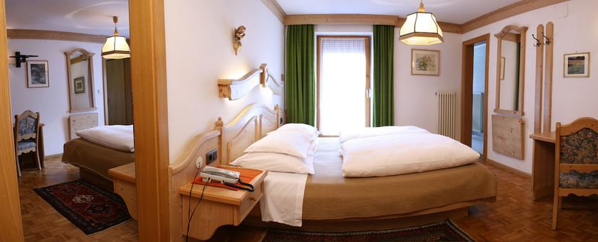 Imagen de la habitación del Hotel Dolomiti Madonna. Foto 15