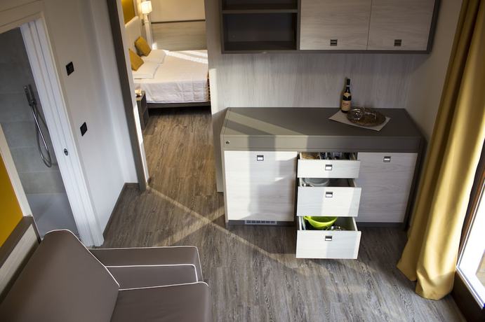 Imagen de la habitación del Hotel Dolomiti, Malcesine. Foto 8