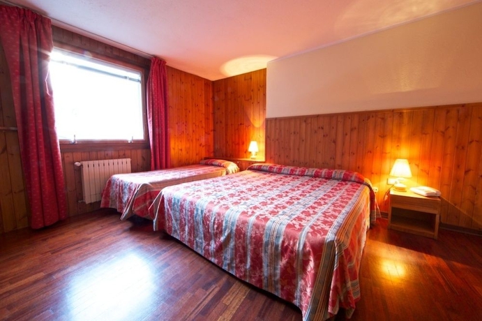 Imagen de la habitación del Hotel Dolonne. Foto 10