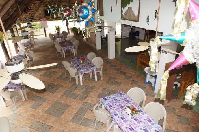 Imagen de los exteriores del Hotel Dolores Alba Chich&eacute;n. Foto 13