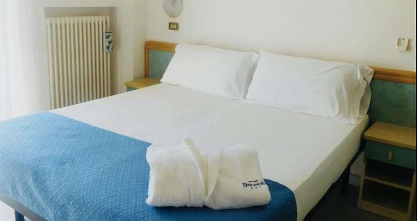 Imagen de la habitación del Hotel Dolores, Viserba. Foto 8
