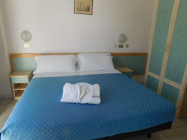 Imagen de la habitación del Hotel Dolores, Viserba. Foto 17