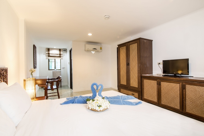 Imagen de la habitación del Hotel Dolphin Bay Beach Resort. Foto 9