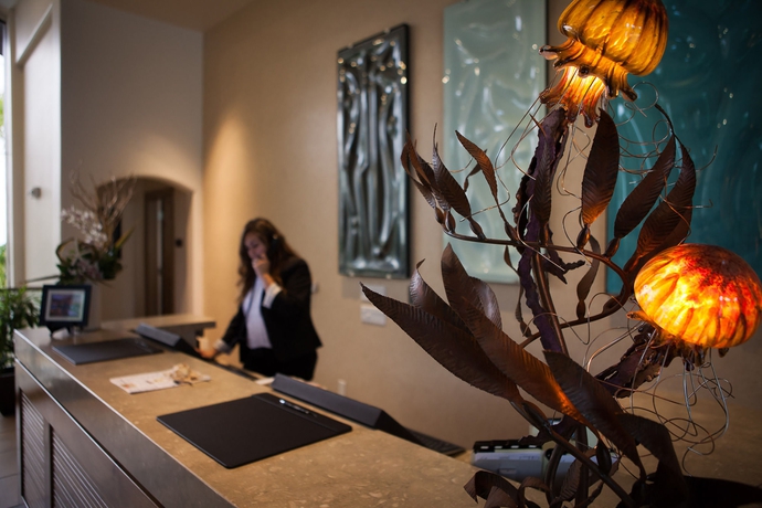 Imagen de los interiores del Hotel Dolphin Bay Resort and Spa. Foto 14