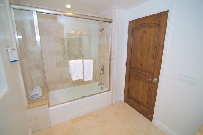 Imagen de la habitación del Hotel Dolphin Bay Resort and Spa. Foto 6