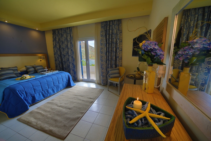 Imagen de la habitación del Hotel Dolphin Bay Seaside Resort & Suites. Foto 3