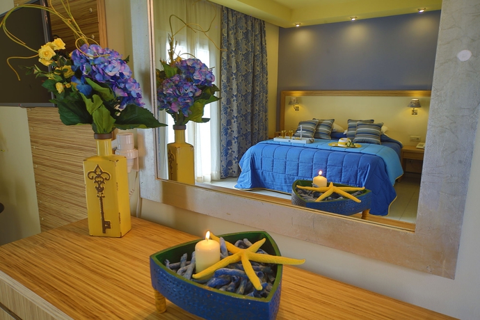 Imagen de la habitación del Hotel Dolphin Bay Seaside Resort & Suites. Foto 4