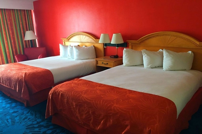 Imagen general del Hotel Dolphin Beach Resort, St Petersburg Beach . Foto 5