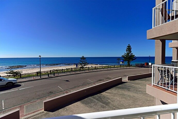 Imagen de la habitación del Hotel Dolphin Court 5. Foto 11