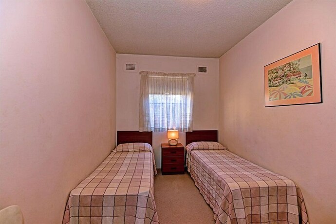 Imagen de la habitación del Hotel Dolphin Court 5. Foto 13