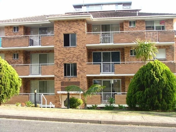 Imagen general del Hotel Dolphin Court Unit 1. Foto 1