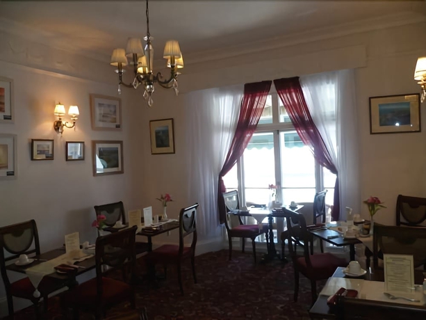 Imagen del bar/restaurante del Hotel Dolphin Guest House. Foto 2