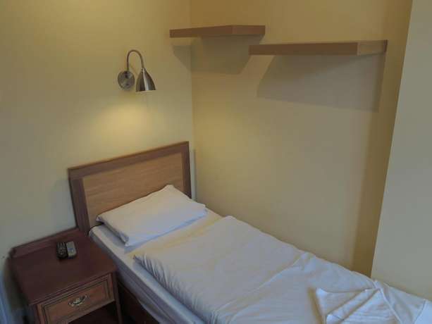 Imagen de la habitación del Hotel Dolphin Inn. Foto 9