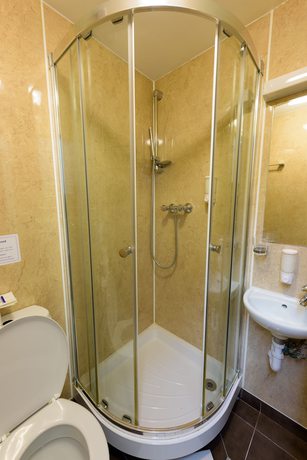 Imagen de la habitación del Hotel Dolphin Inn. Foto 15