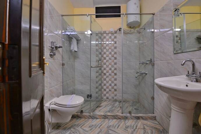 Imagen de la habitación del Hotel Dolphin, Jalandhar. Foto 8