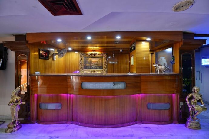 Imagen de los interiores del Hotel Dolphin, Jalandhar. Foto 18
