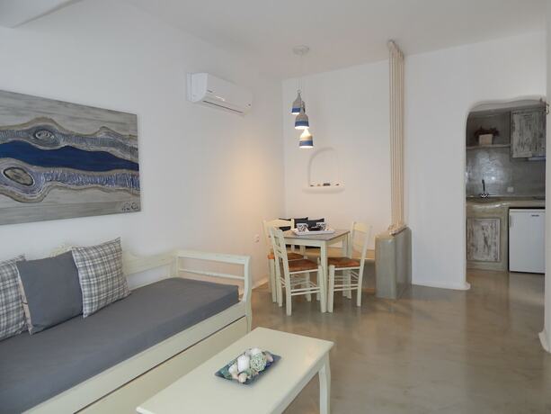 Imagen de la habitación del Hotel Dolphin Kastraki Studios. Foto 11