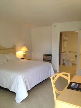 Imagen de la habitación del Hotel Dolphin Key Resort. Foto 12