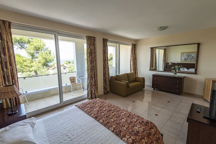 Imagen de la habitación del Hotel Dolphin Resort and Conference. Foto 13