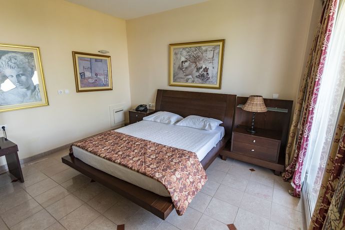 Imagen de la habitación del Hotel Dolphin Resort and Conference. Foto 16