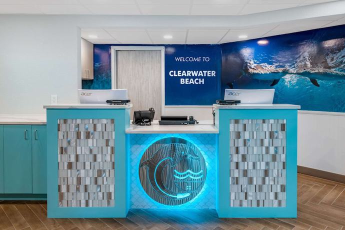 Imagen de los interiores del Hotel Dolphin Sands Clearwater Beach, an Ascend Collection Hotel. Foto 9