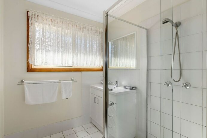 Imagen de la habitación del Hotel Dolphin Sands Holiday Villas. Foto 19
