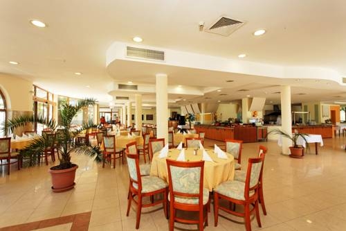 Imagen general del Hotel Dolphin, St. Constantine and Helena. Foto 8