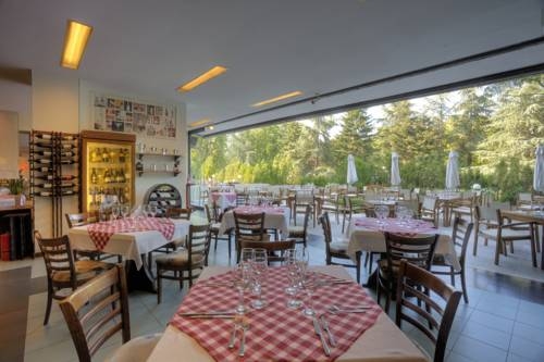 Imagen general del Hotel Dolphin, St. Constantine and Helena. Foto 27