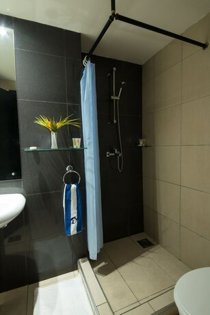 Imagen general del Hotel Dolphin Suites. Foto 1