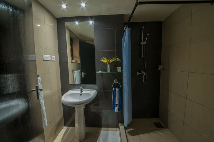 Imagen general del Hotel Dolphin Suites. Foto 3