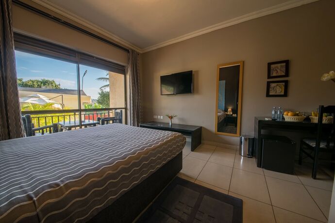 Imagen general del Hotel Dolphin Suites. Foto 4