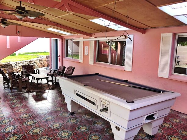 Imagen general del Hotel Dolphins Beach House - Hostel. Foto 10