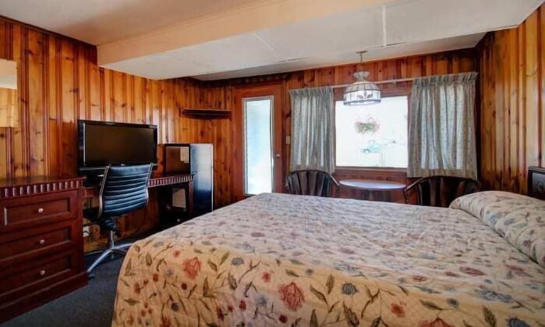 Imagen de la habitación del Hotel Dolphyn Motel. Foto 17