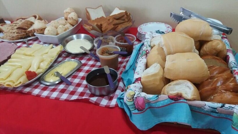 Imagen del bar/restaurante del Hotel Dom Alcides. Foto 2