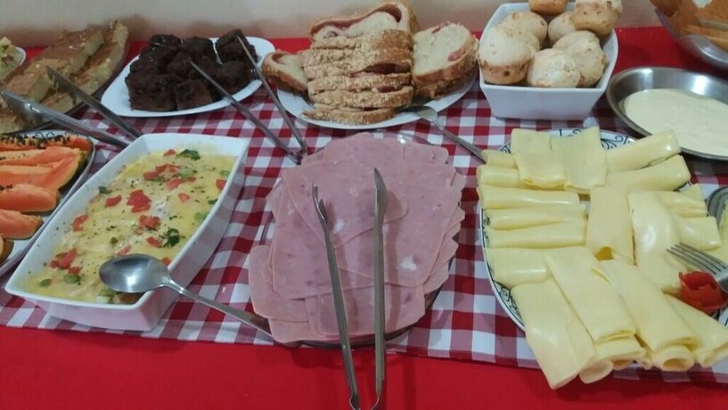 Imagen del bar/restaurante del Hotel Dom Alcides. Foto 3