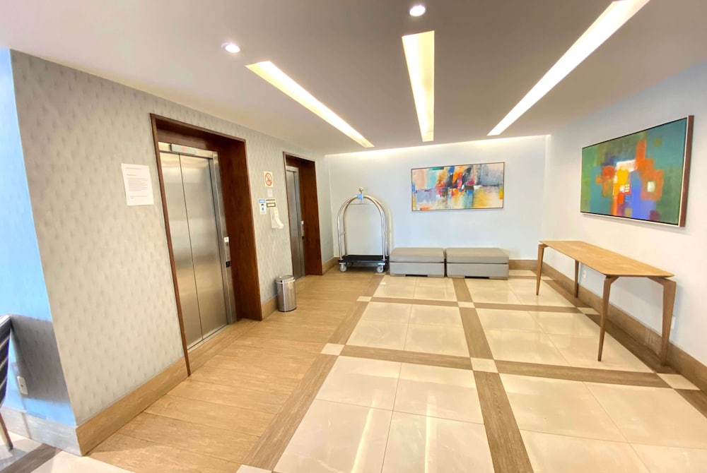 Imagen de los interiores del Hotel Dom Barra. Foto 14