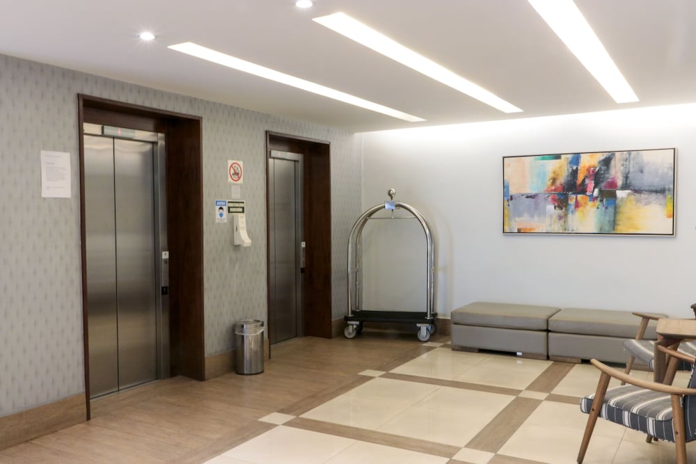 Imagen de los interiores del Hotel Dom Barra. Foto 19