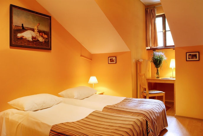 Imagen de la habitación del Hotel Dom Casimi. Foto 3