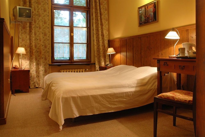 Imagen de la habitación del Hotel Dom Casimi. Foto 5