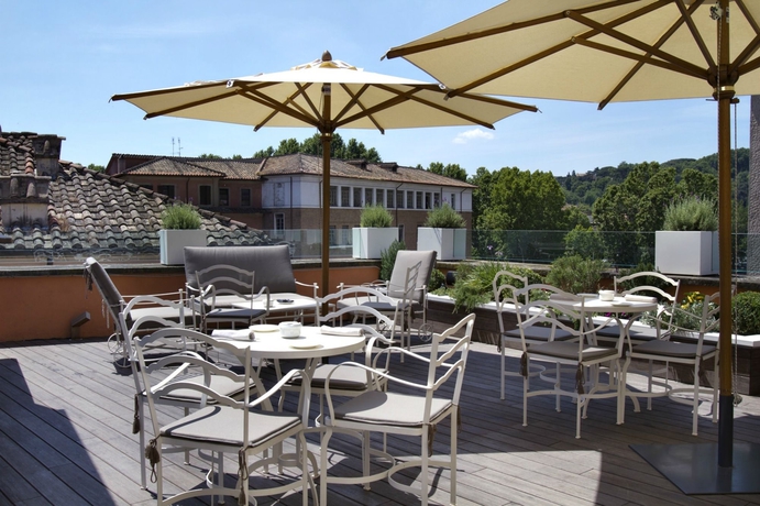 Imagen de los exteriores del Hotel Dom. Foto 12