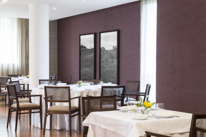 Imagen del bar/restaurante del Hotel Dom Goncalo and Spa. Foto 3