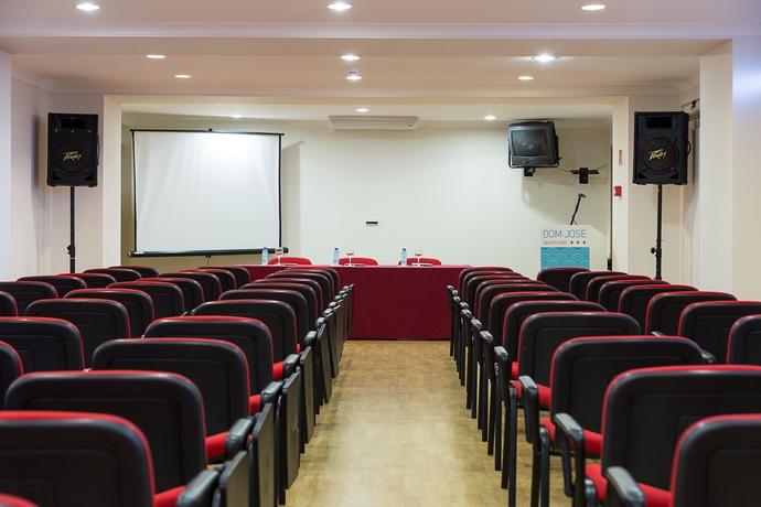 Imagen de los interiores del Hotel Dom Jose Beach. Foto 24