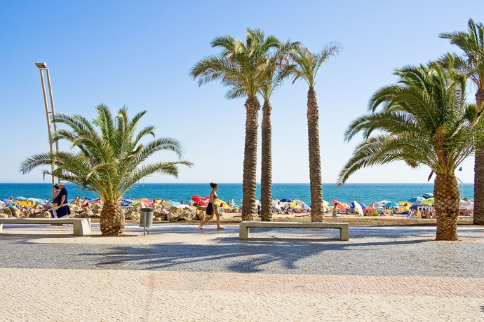 Imagen de los exteriores del Hotel Dom Jose Beach. Foto 21