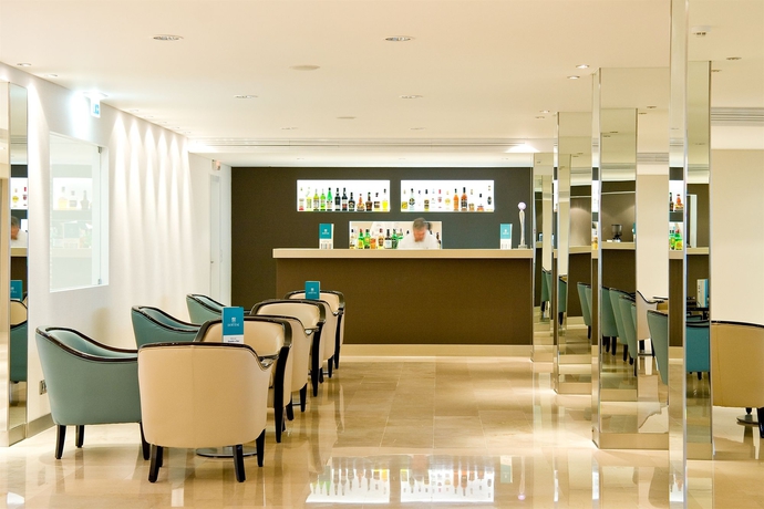 Imagen del bar/restaurante del Hotel Dom Jose Beach. Foto 5